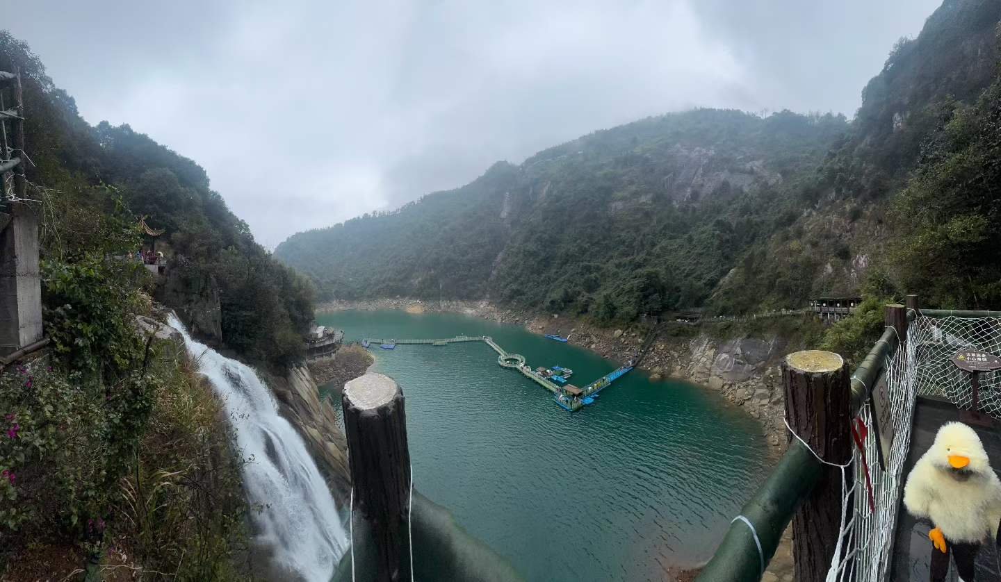 万科星城多套房源出租 1.单间1600起多套 2.两房全齐3300-3500 3.复式两房2600起多套 4.复式三房3600-4300多套 5.32平大单间1800-2100 6.80平小三房全齐4300起 名邸华府100平三房空房暂?️ 7.100平三房两卫全齐5000起多套 8.四房118平5