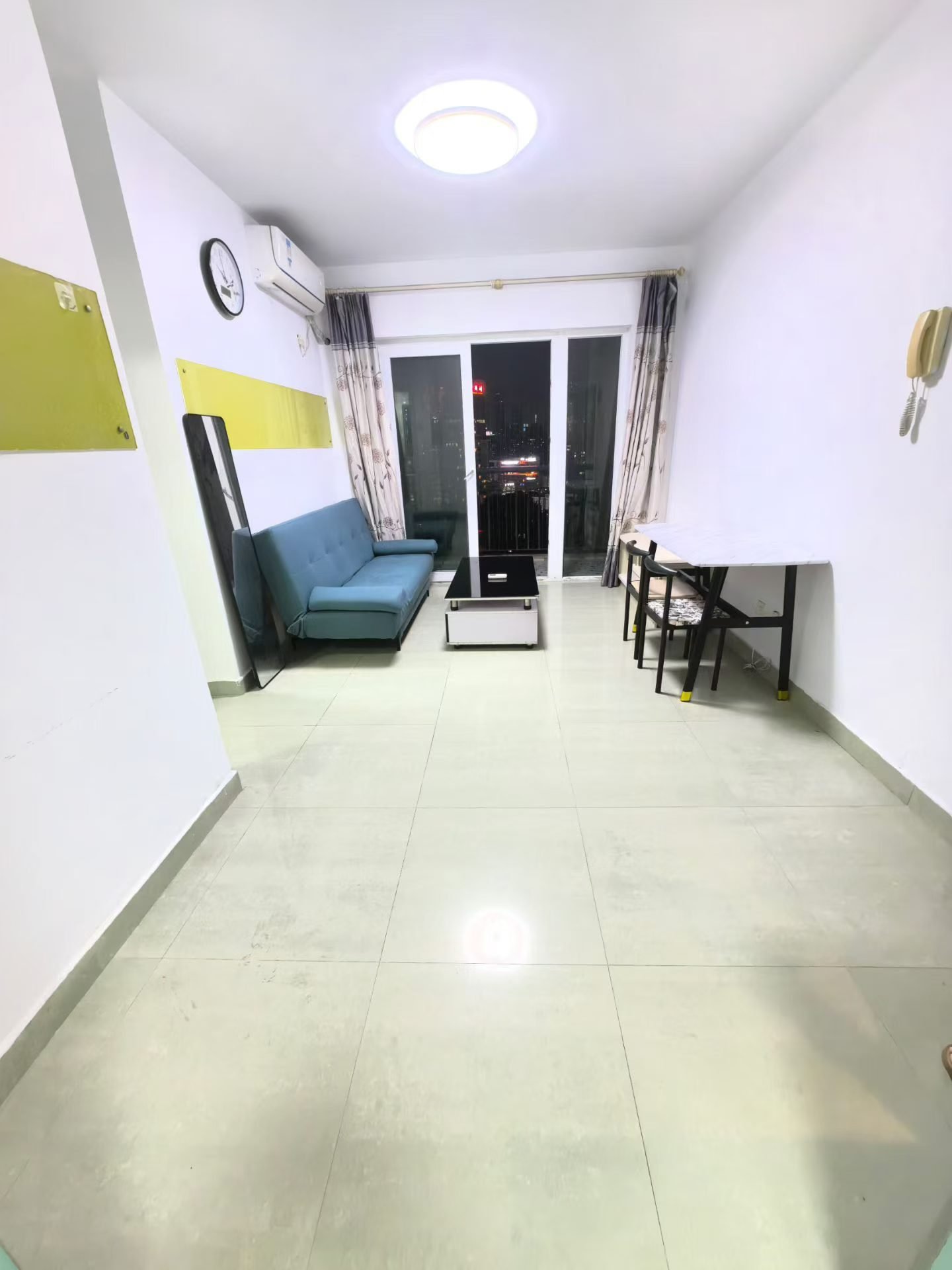 皇庭彩园 一房一厅 5300/月 手快有有有
