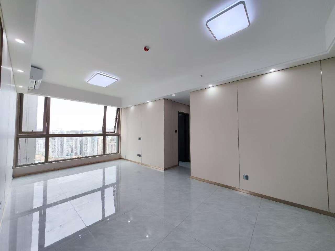 正东名苑90平方三房两厅一卫 全屋定制 豪华精装配齐出租 11000/月 7月3号空出