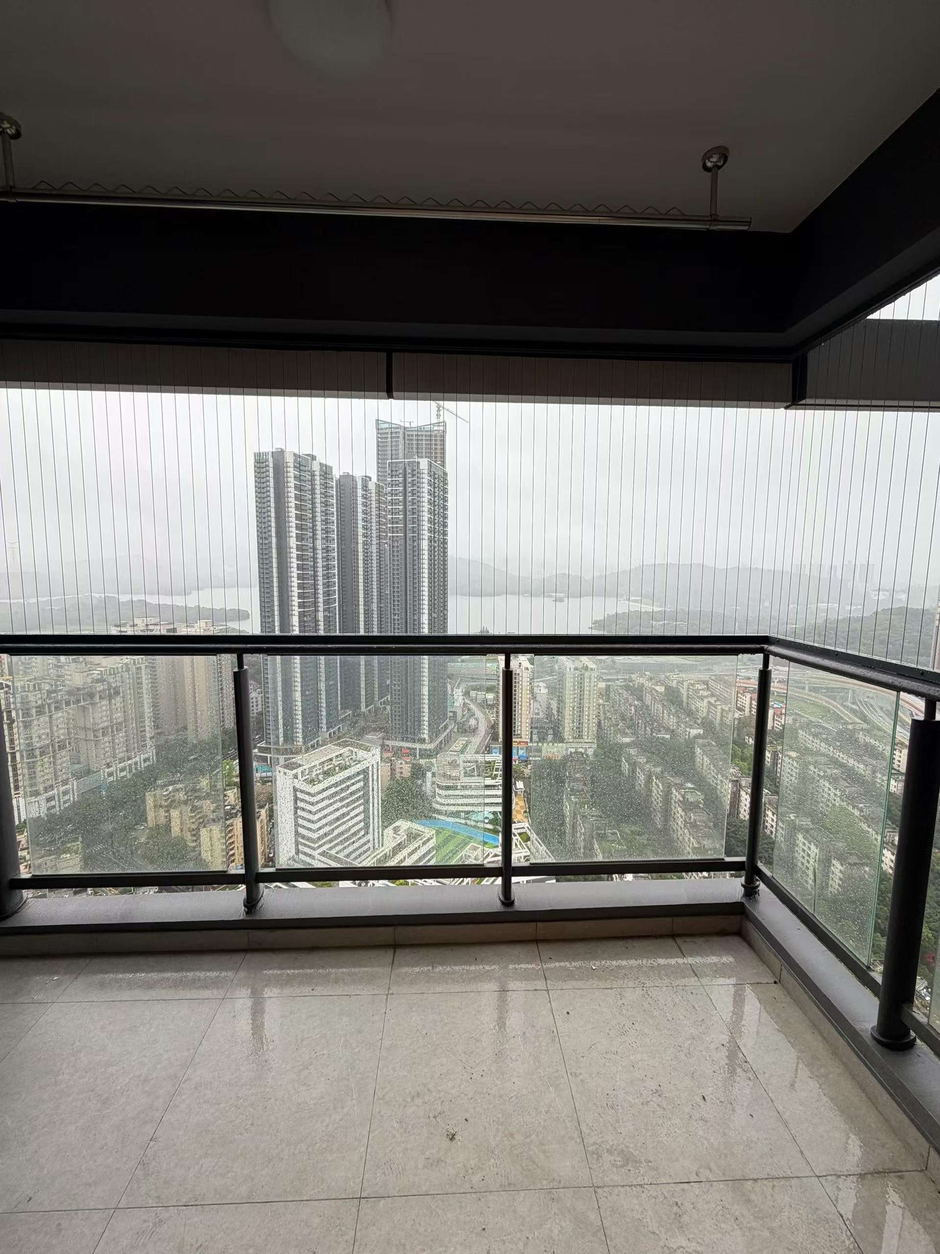实拍房源，京基天宸府85平高层湖景两房，空房出租，随时看房