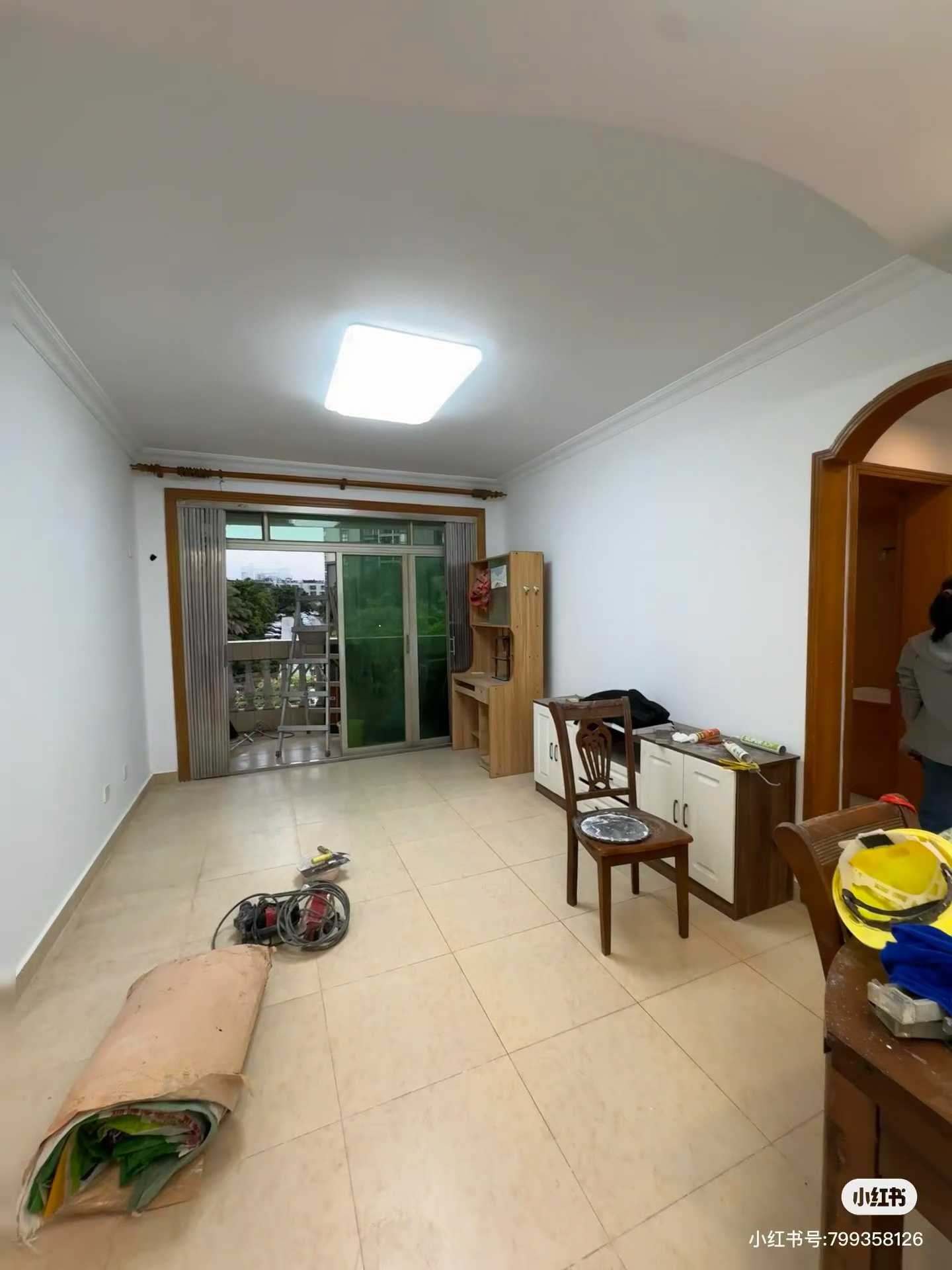下水径地铁 小区 大两房两厅 带阳台 通燃气 3600