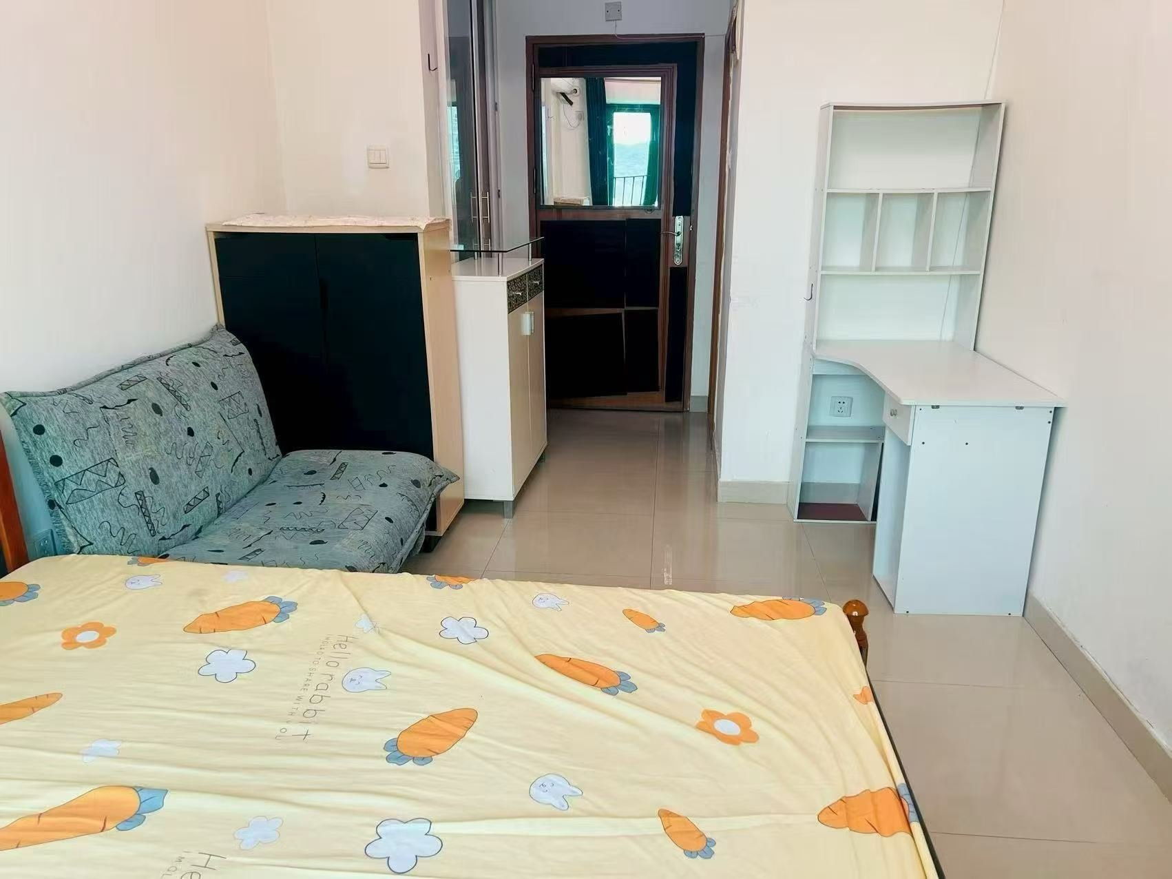 罗湖金岸1房，3200