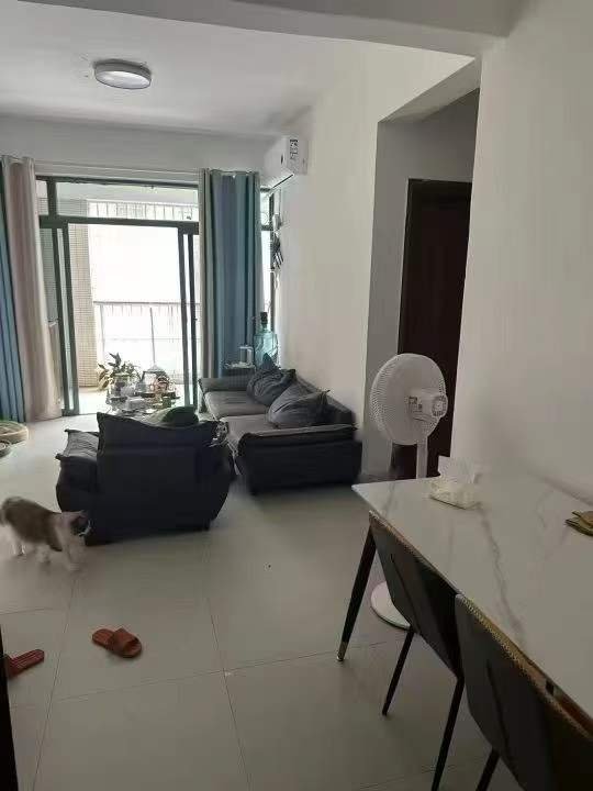 鑫园两房一厅出租