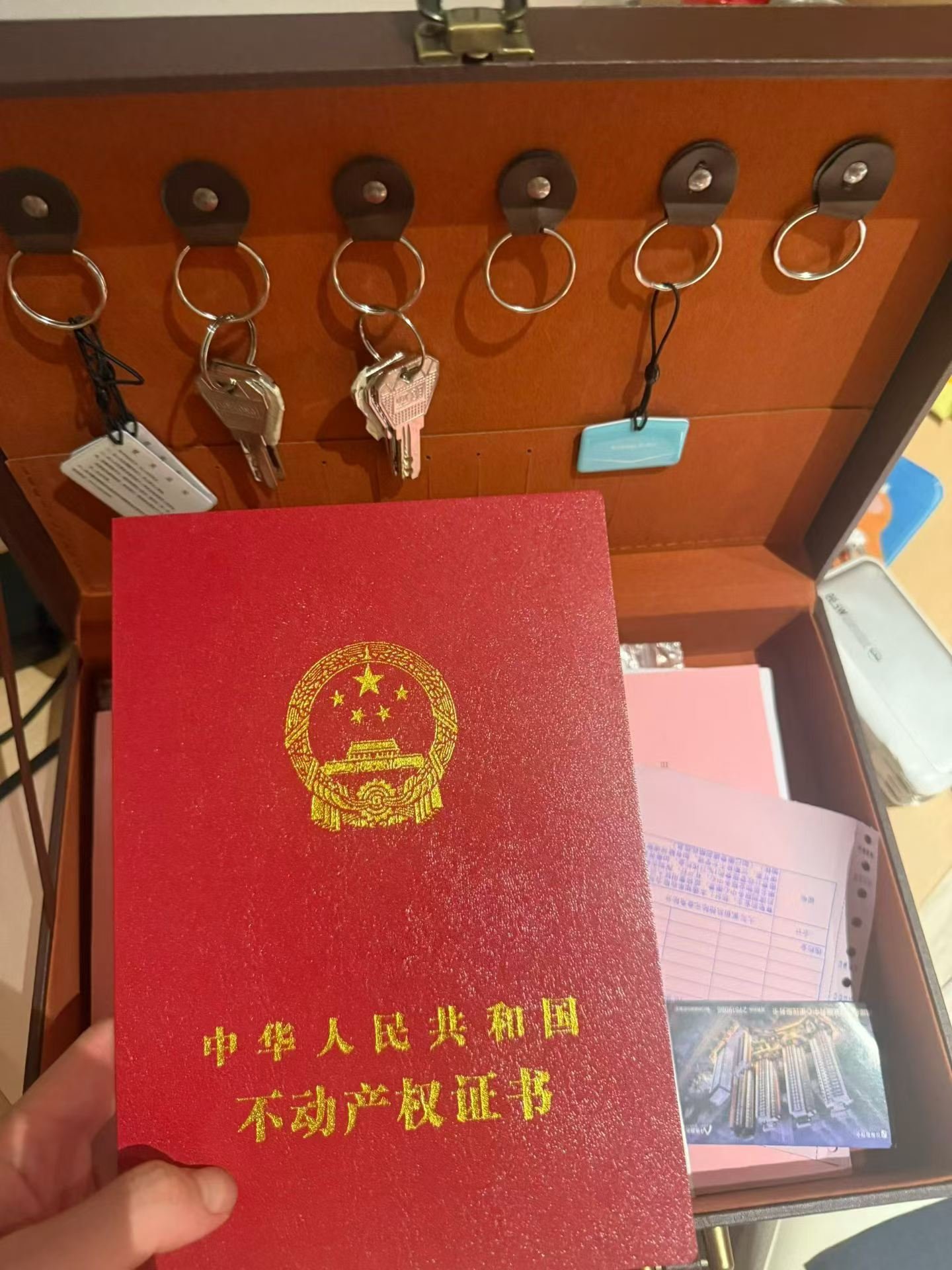 开工大吉 成本五万一间的小区房7月底上线。