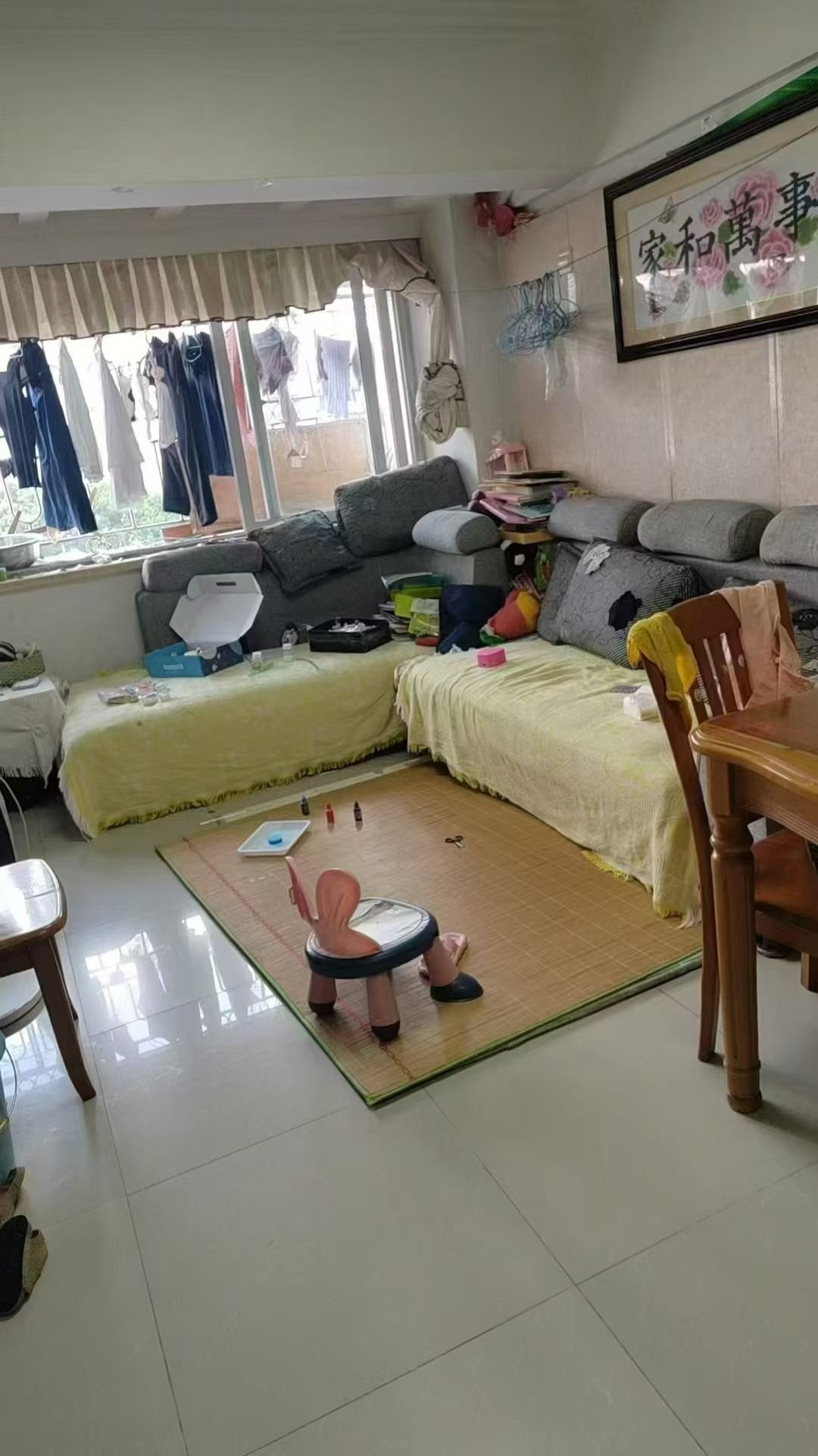 出租：花园小区又一村花园中间楼层，正规两房一厅，拎包入住，2900/月，随时可看