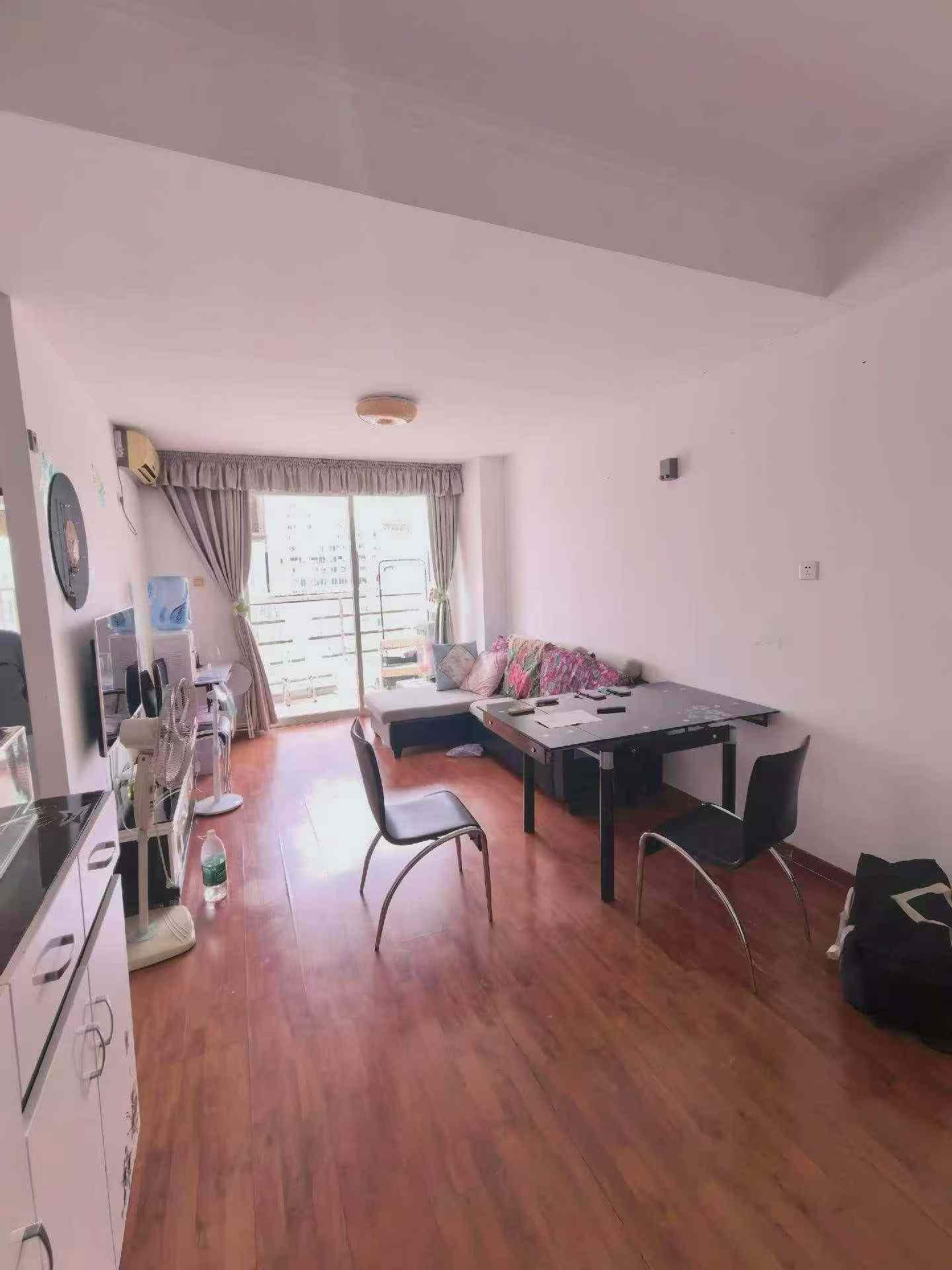 双城世纪优质房源推荐 单身公寓 4000 48平一房 5000(手快） 二房一厅5300 起 (多套) 图片视频私聊我