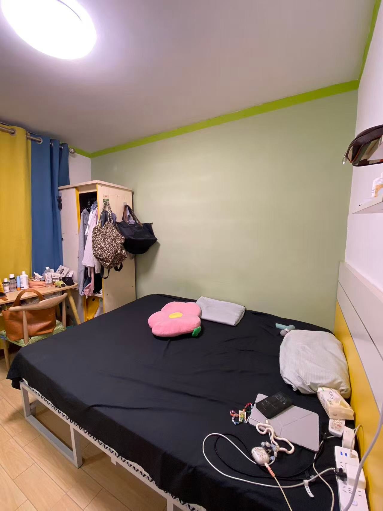 径贝步梯3楼 单间1650全包-转租，需要联系我