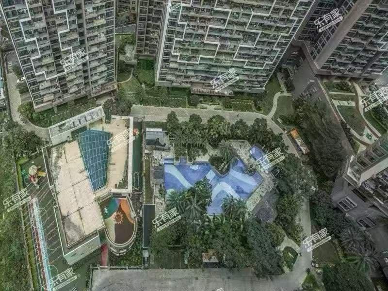 万科红高楼层朝南3加1房103平，4XX万，目前最笋的一套