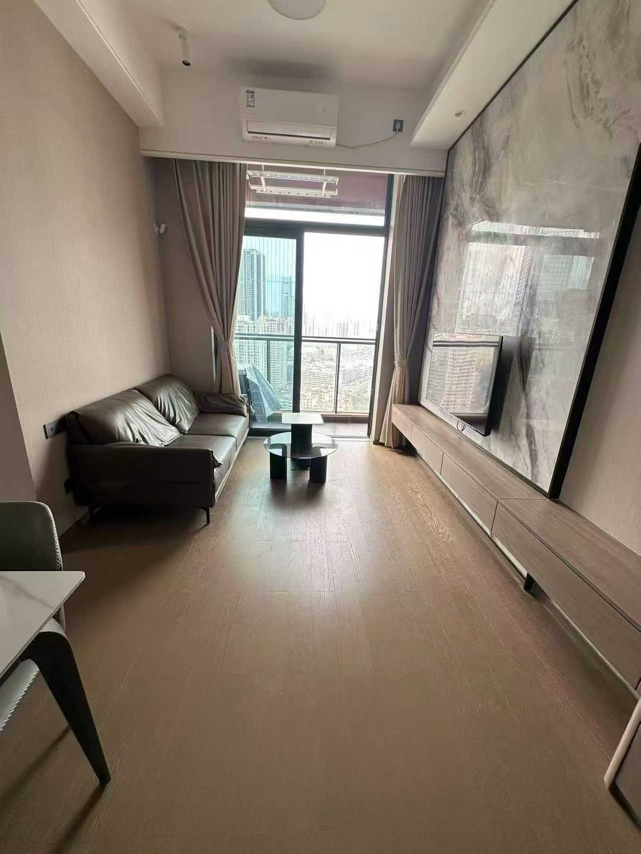 恒大天玺公馆两房租金7600