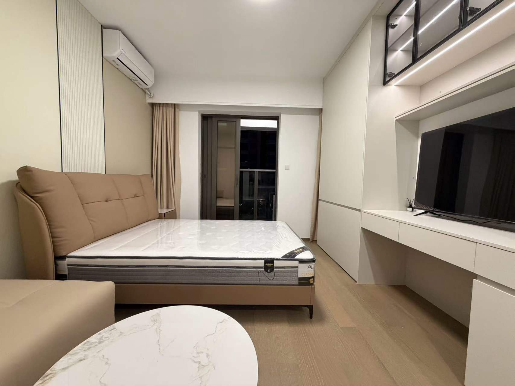 中洲湾小区，大单间拎包入住，4500