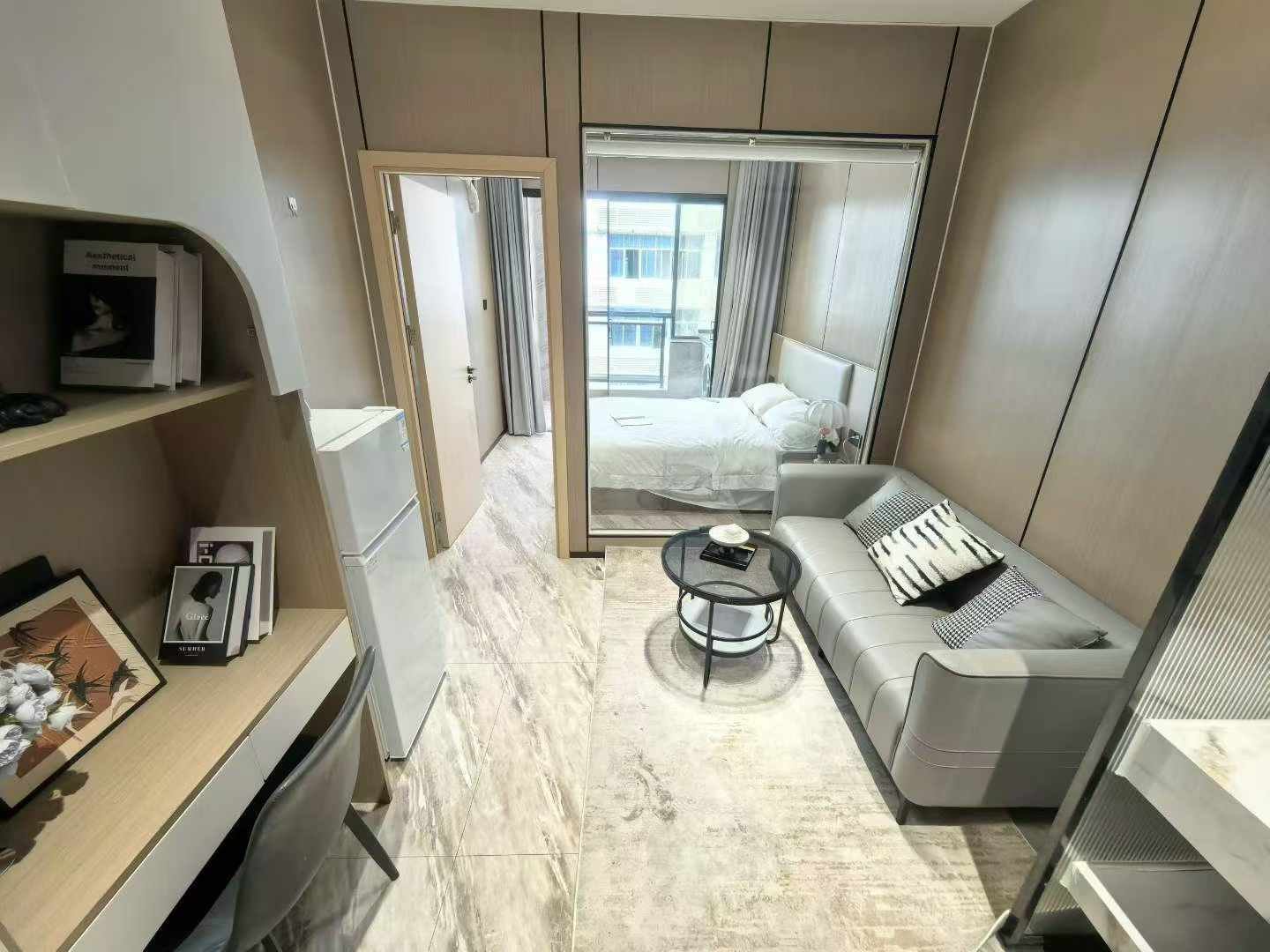 2号线莲塘 一房一厅 3580