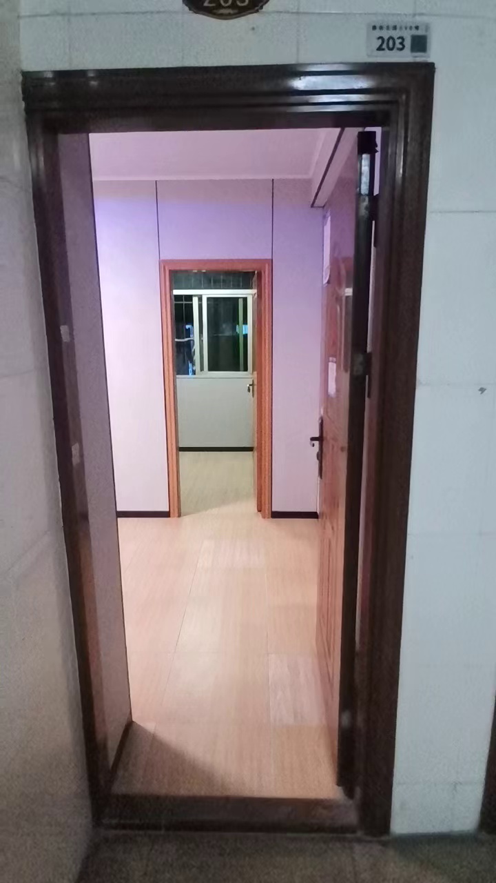 民治樟坑两房一厅2500