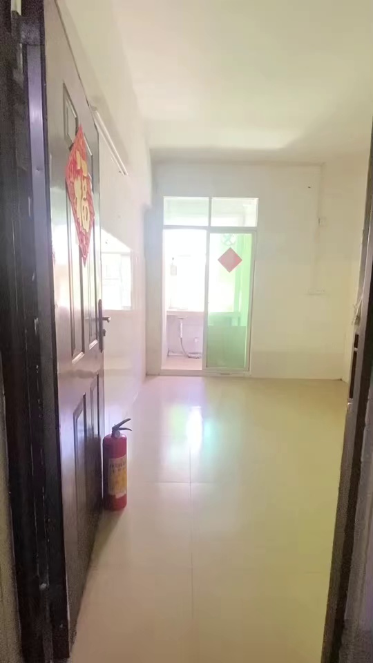 民治地铁站沙吓单间拎包入住租1000包管理费