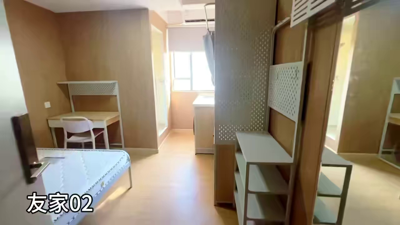 位置民治地铁900米户型单间价格1079优点采光好压一付一民水民电