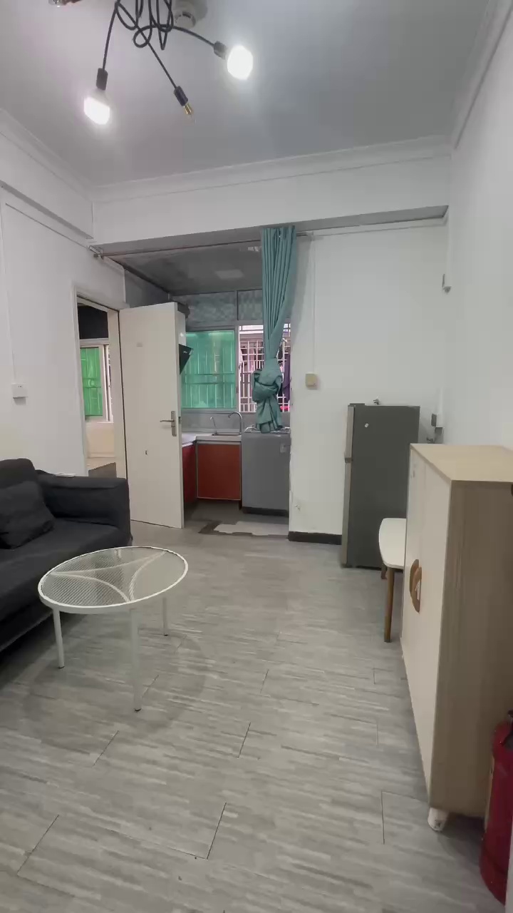 白石龙地铁站电梯一房一厅1888