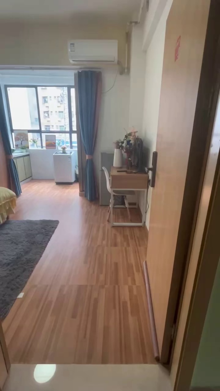 高坳新村精装大单间采光通风好1480