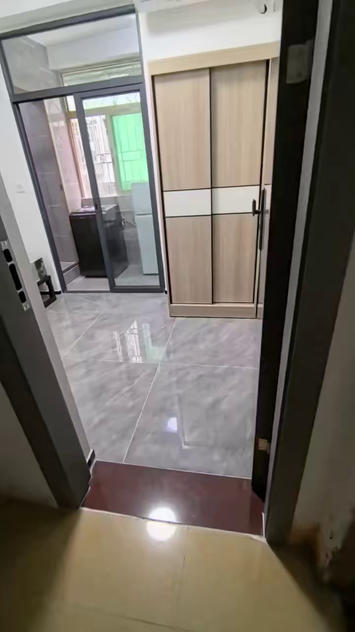 大浪八九小区精装修公寓单间釆光无敌1080