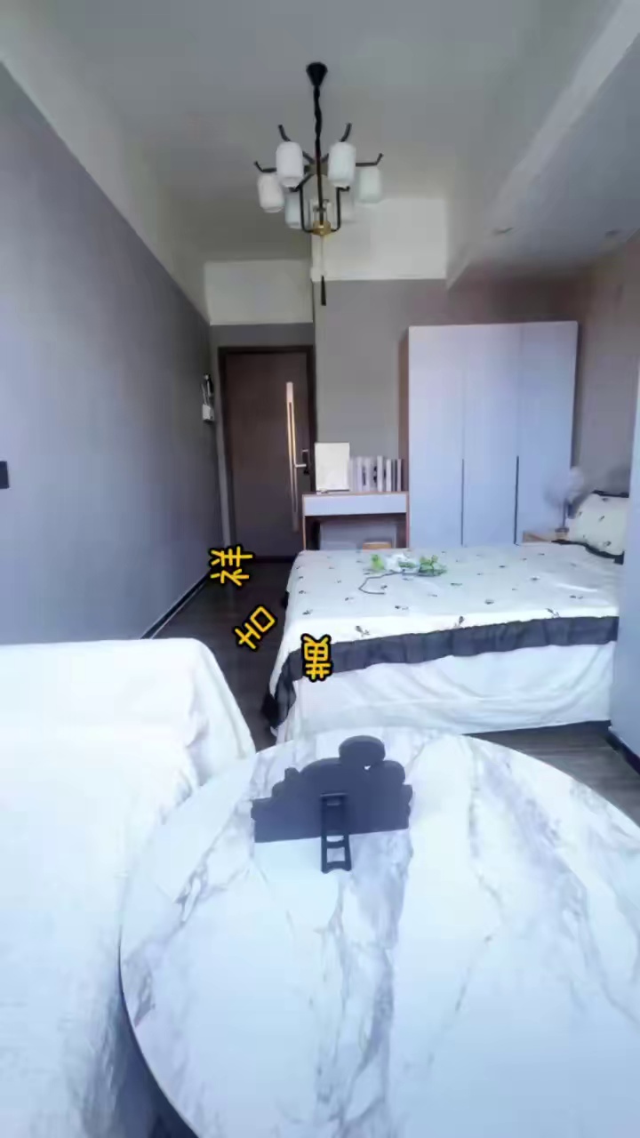 塘坑大单间1780有电梯