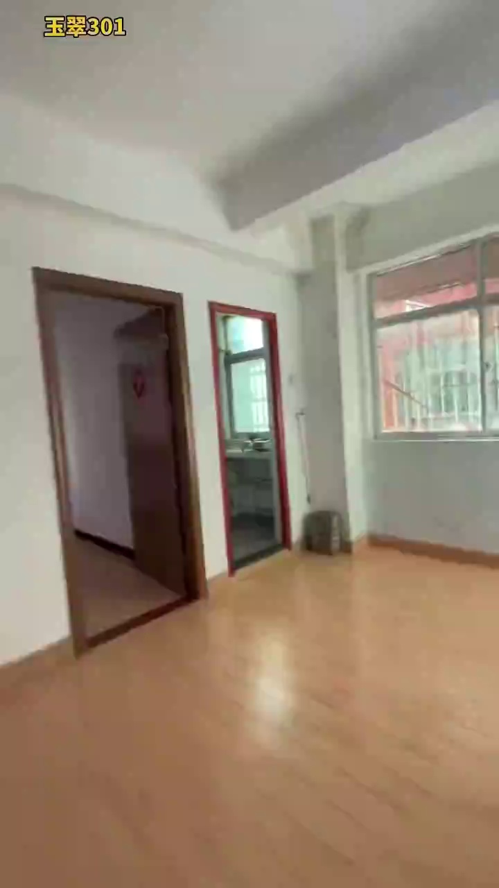 玉翠刚空出一房一厅1350包带空调热水器