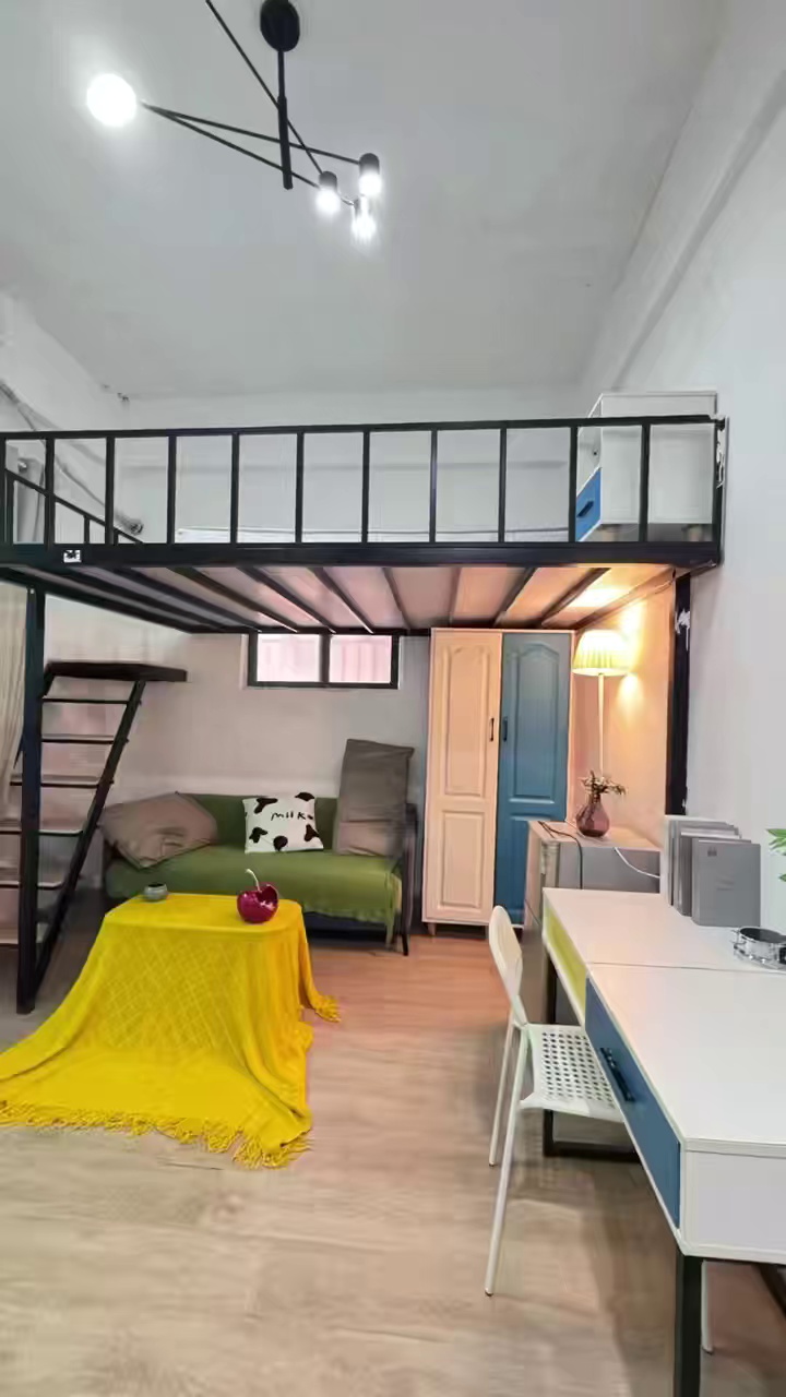 中山公园地铁口精装大复式2400