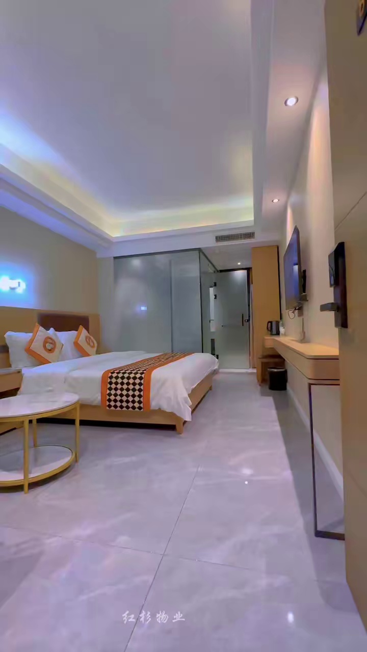 地铁深圳北红山房型单间价格2100元装修精装家电齐全说明46号线电梯马桶