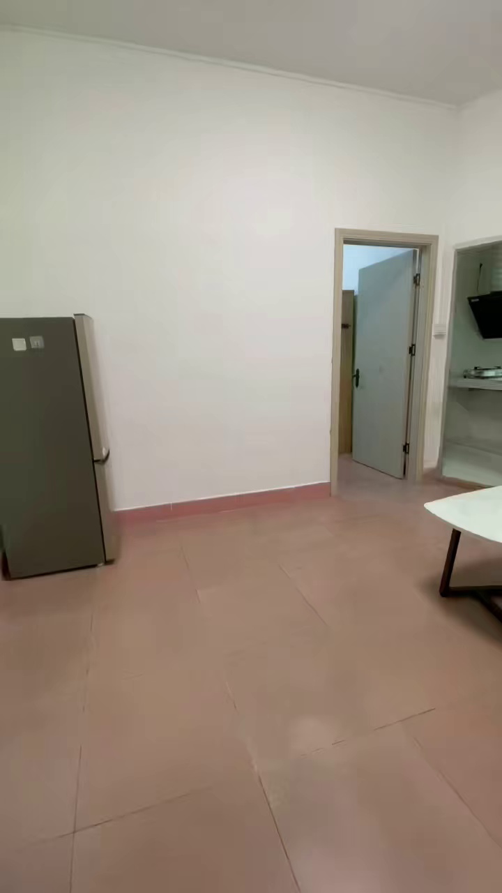 地址公明合水口上屯新村户型一房一厅带阳台价格1310包管理详情楼梯6楼采光好空间大家电齐全拎包入住临近地铁