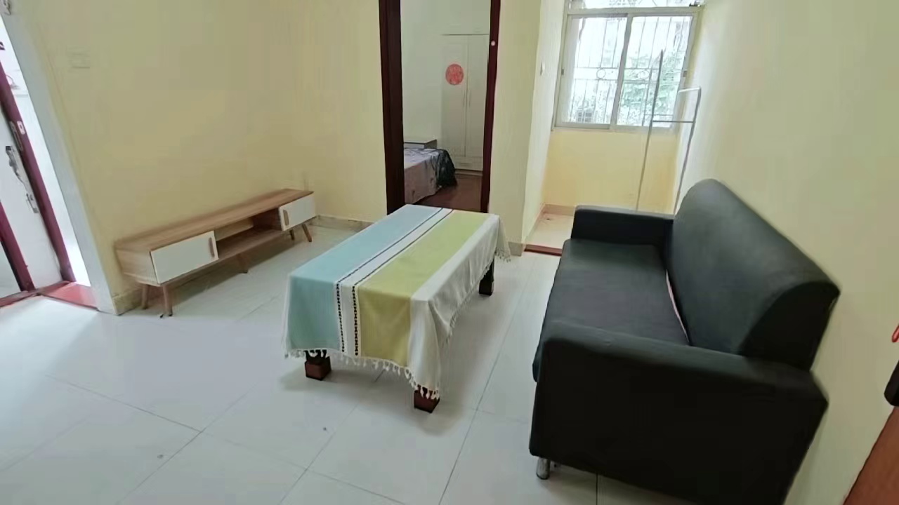 田贝水贝一房一厅3600