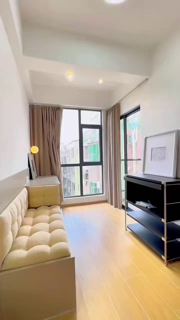 贝尔路品质阳台一室一厅 家私家电定制2780