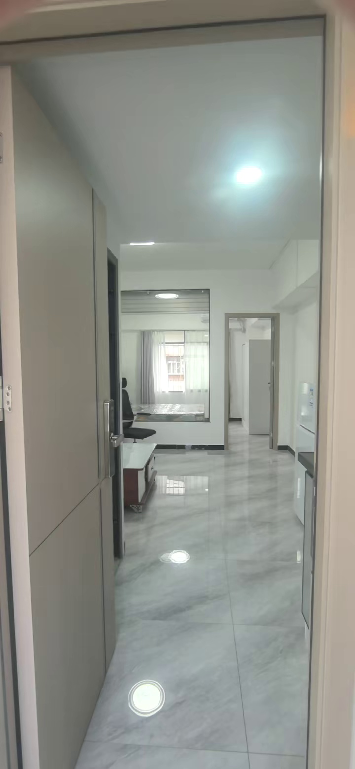 罗湖北一房一厅2680