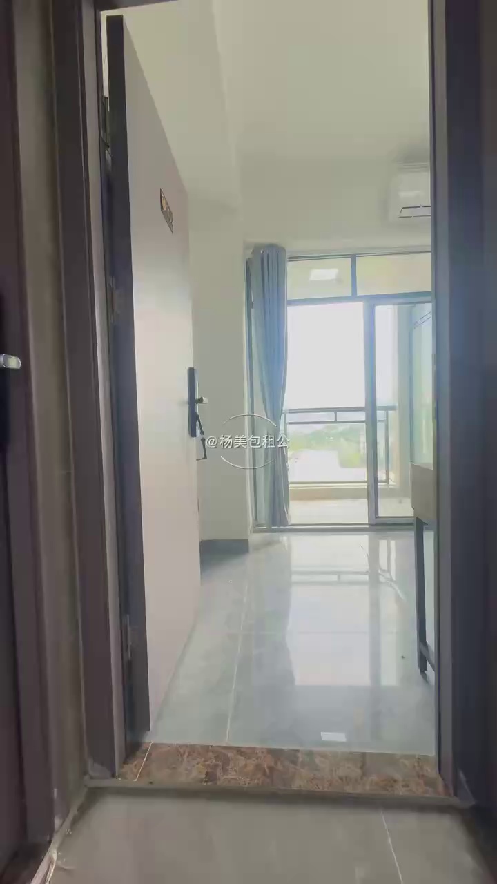 转租 杨美电梯高层大单间 拎包入住 租:2100