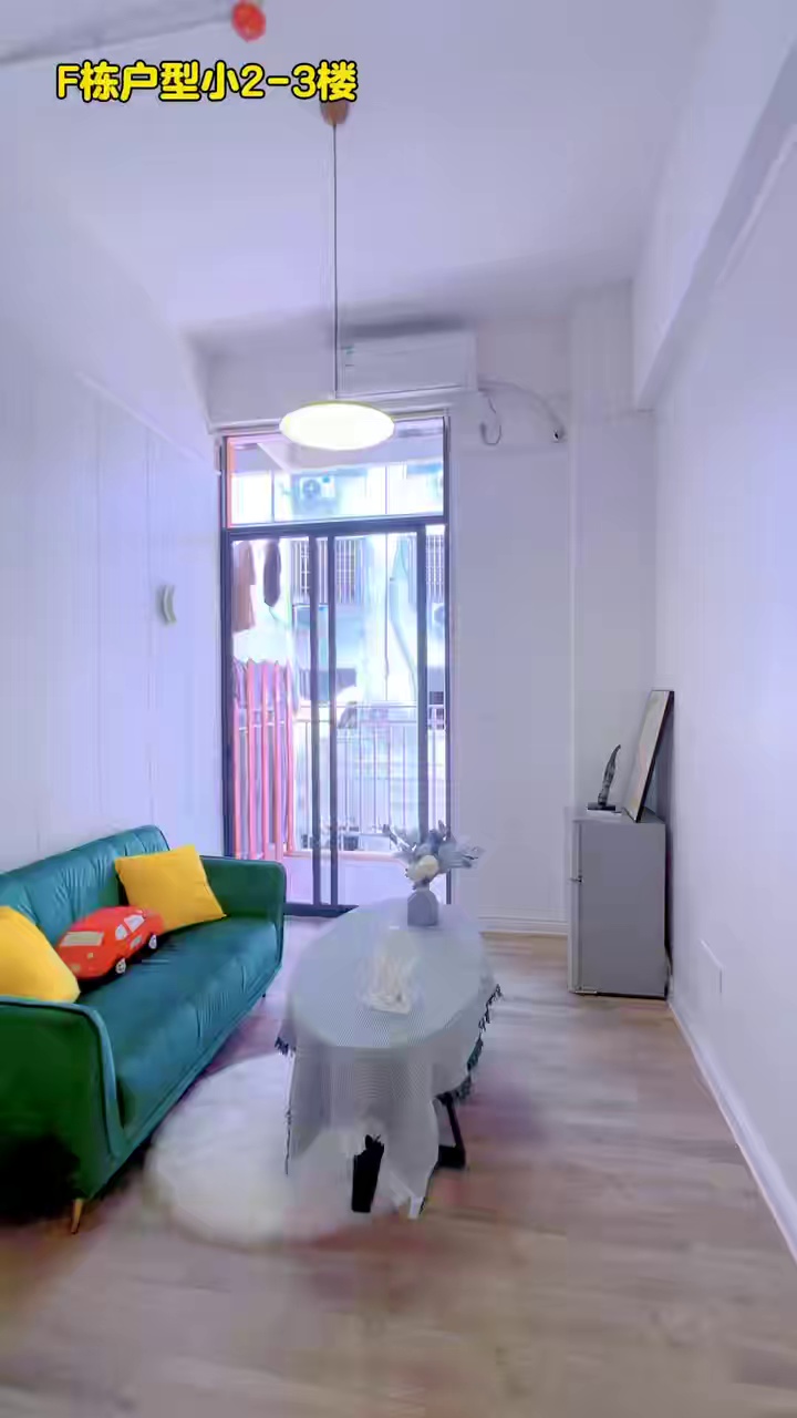 西丽地铁站 阳台复式 2319 电梯