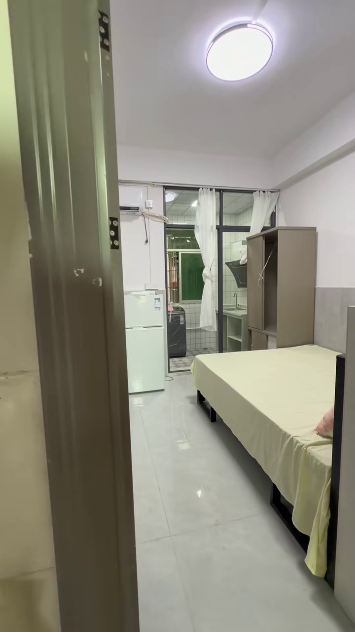 坪地二十二小区精装修单间,拎包入住650