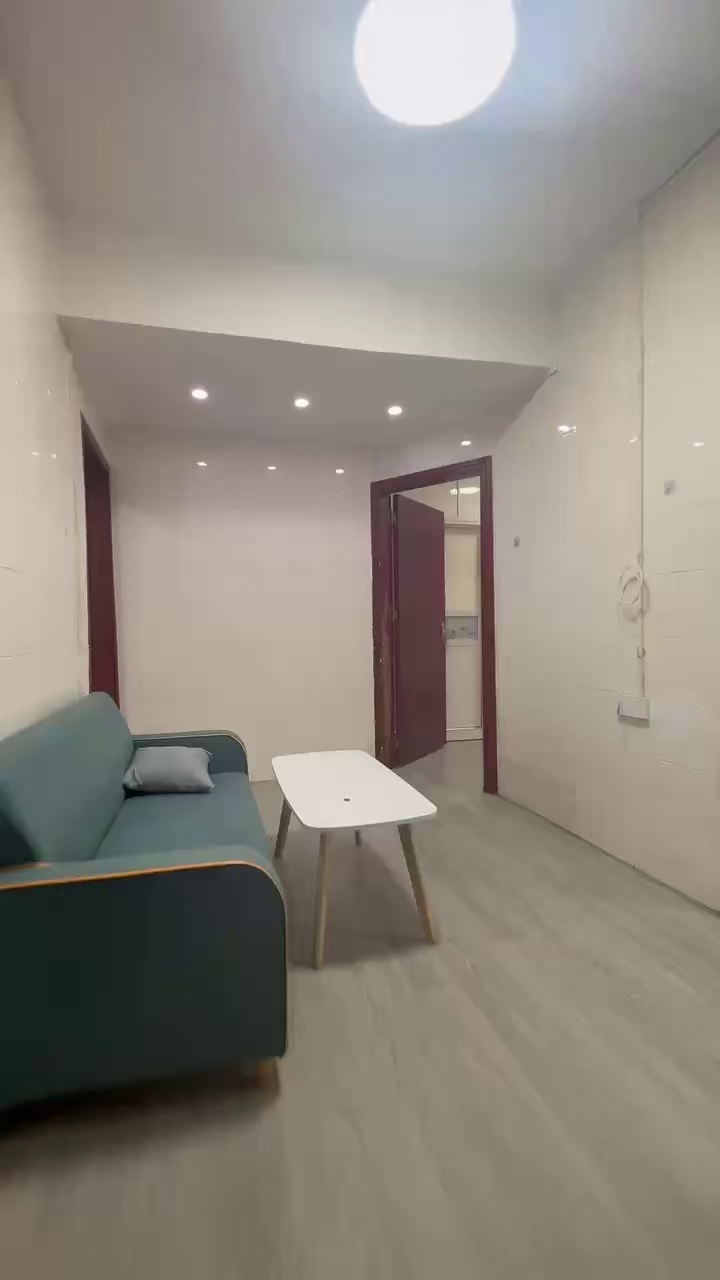 出租[]新三村西区八巷5号一楼 price range placeholder 0精装两房一厅,月租 2580