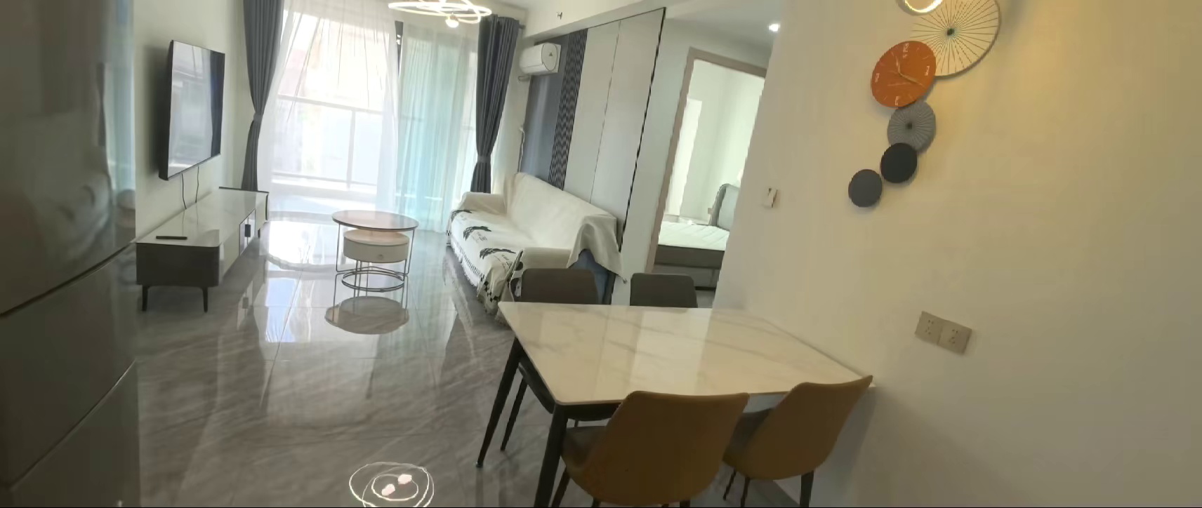 石厦铭苑两房一厅 已空出,看房方便